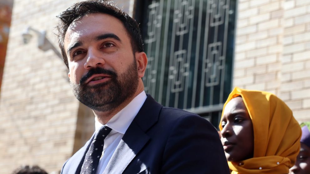 ইসলাম নিয়ে বিতর্কে ভারতের পুরোহিত